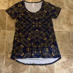 LulaRoe Classic Tee- floral pattern